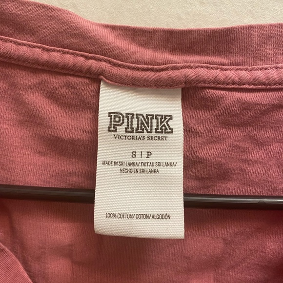 ‼️ 2 for $10 ‼️Victoria Secret PINK College tshirt - Picture 2 of 4
